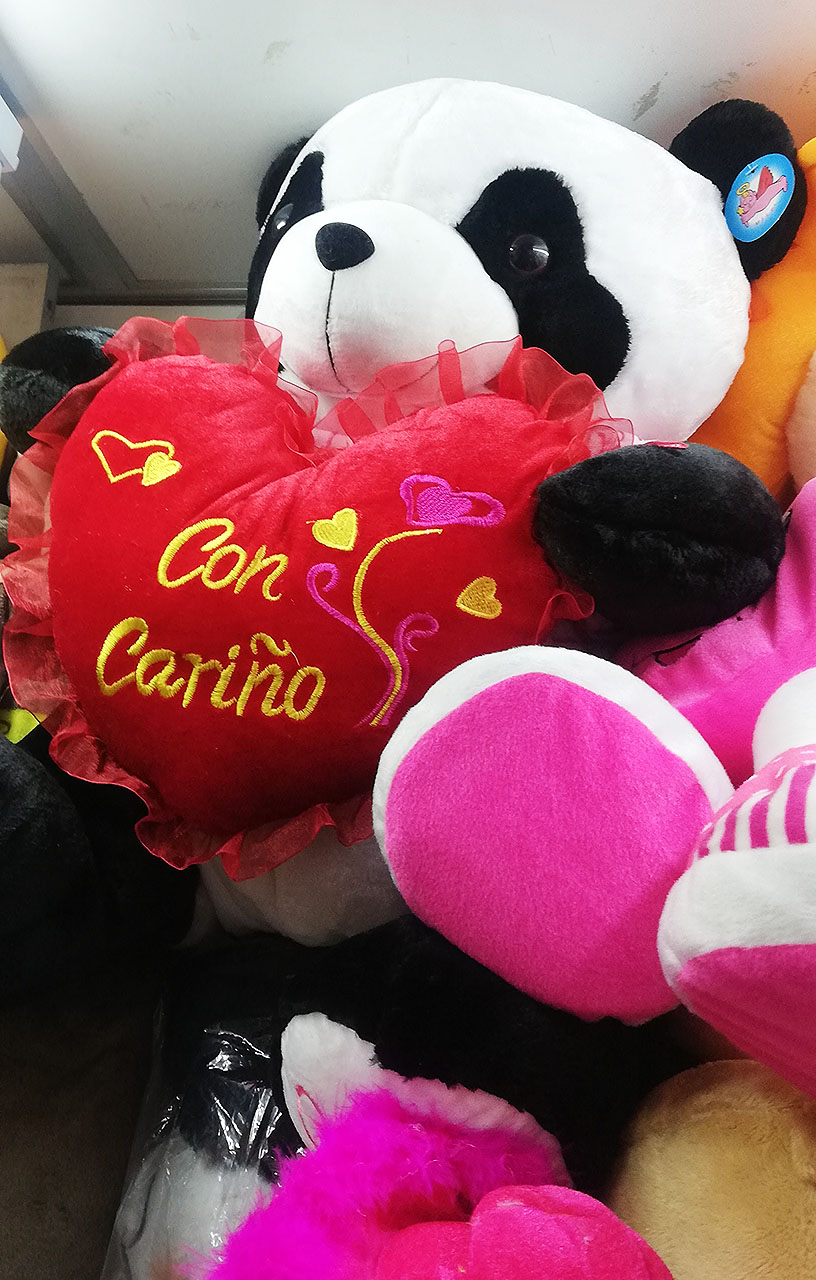 REGALOS Y PELUCHES